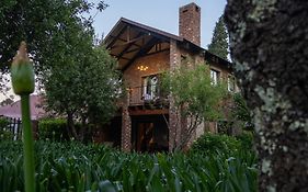 Tarry-Stone Cottages